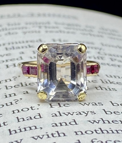 Vintage 9ct yellow gold rose - 9ct,