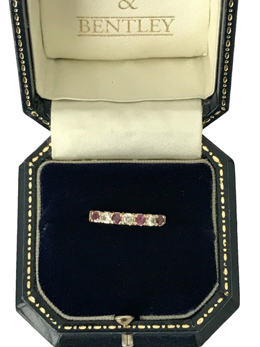 1990 ruby ring 9ct gold - 9ct,