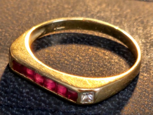 Vintage 18ct yellow gold ruby - yellow,