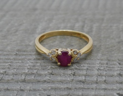Stunning vintage 18ct yellow - ,