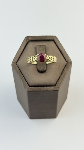 Ruby 9ct gold - gold, vintage