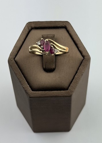 Ruby and diamond 9ct - diamond, ring