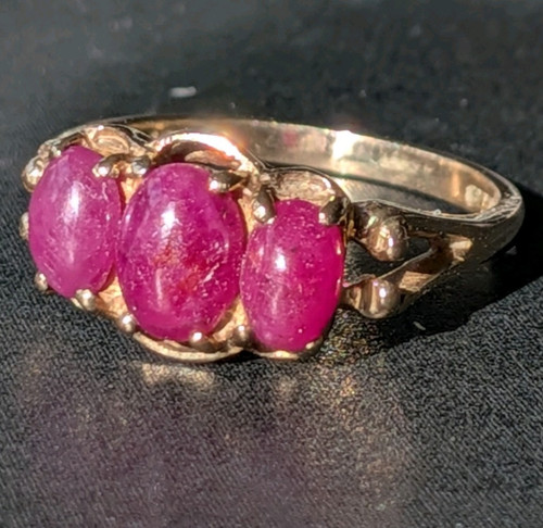 Rare vintage 9ct - rare, cabochon