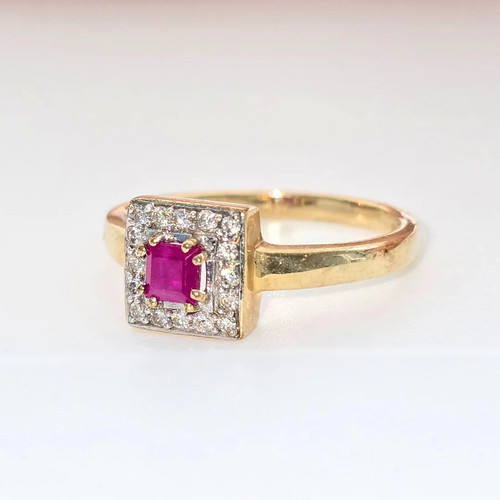 Womens 9ct yellow - womens, natural