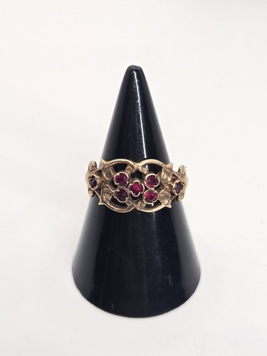 9ct gold ruby - ring, fancy