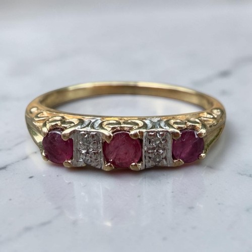 Stylish vintage 9ct gold ruby - vintage,