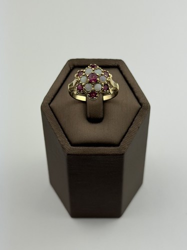 Ruby and opal 9ct gold - ,