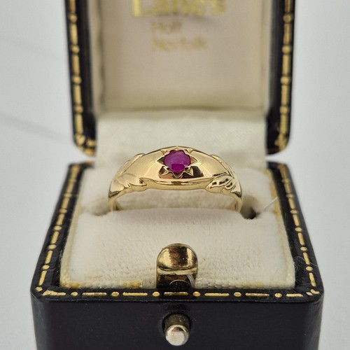 Vintage ruby ring gold - gold, star