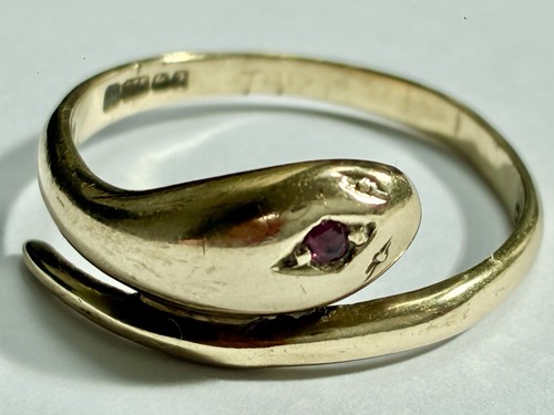 Vintage 9ct yellow gold - “vintage, &