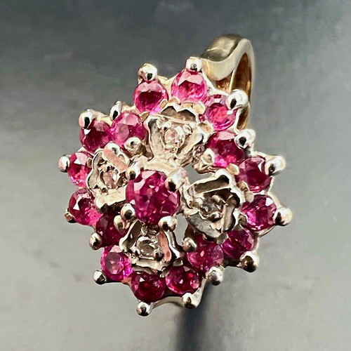 9ct gold ruby diamond - &,