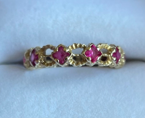 Vintage brutalist 9ct gold - brutalist,