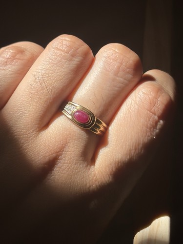 8ct circa 1960 ruby cabochon - ruby,