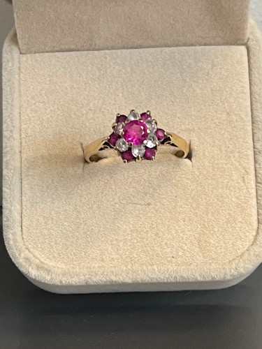 Vintage 9ct 375 - ruby, &
