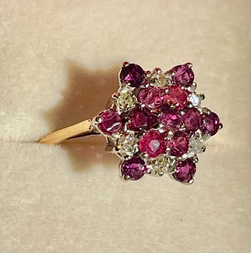 Elegant 9ct gold cluster - cluster, ring